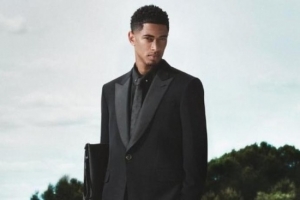 必发交易指数-模特味十足！贝林厄姆拍摄LV春夏正装系列广告