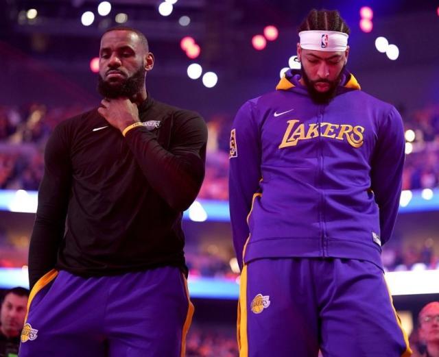 必发APP-雷迪克将迎执教首秀 詹眉本周末季前赛都会登场