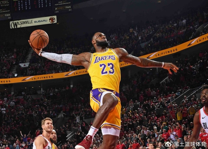 詹姆斯无法打破的五大纪录：411工程垫底，榜首将永远尘封|季后赛|总决赛|金州勇士队|体育数据分析|克利夫兰骑士队_新浪体育_新浪新闻